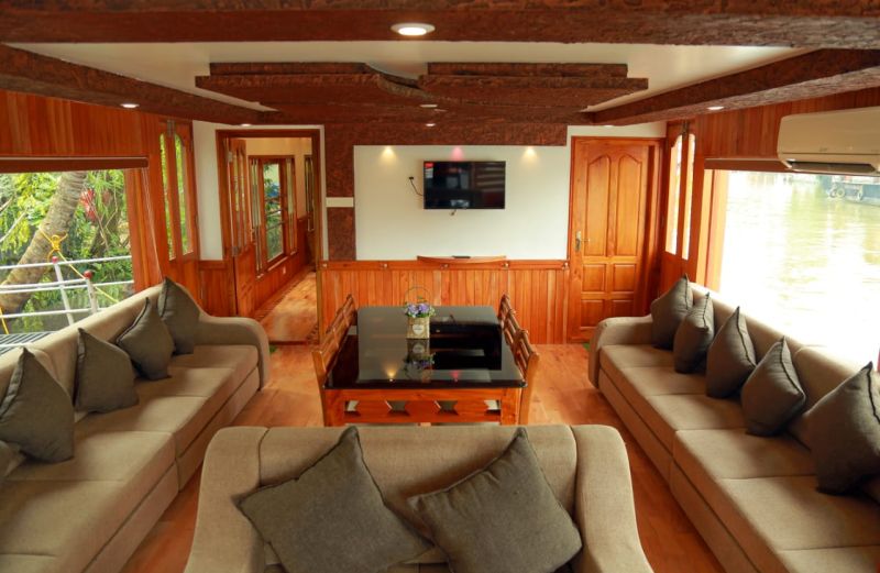 Houseboat image